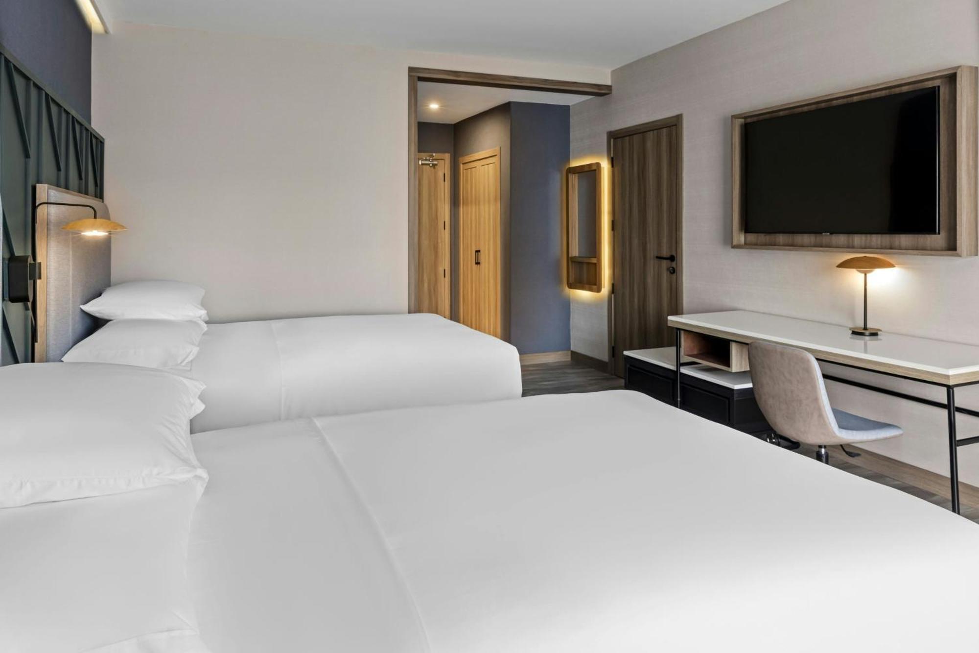 Отель Courtyard By Marriott San Jose Escazu Экстерьер фото