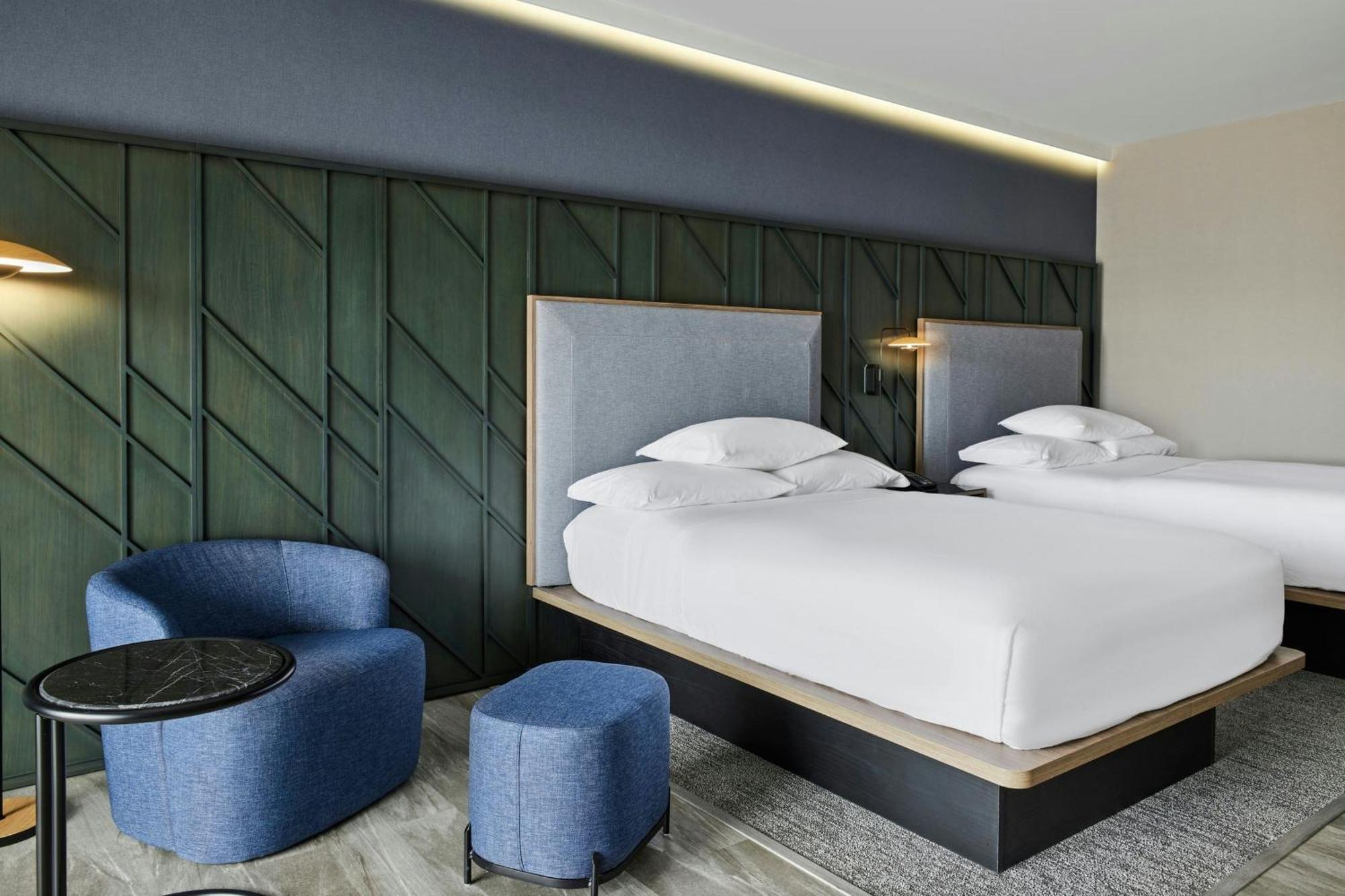 Отель Courtyard By Marriott San Jose Escazu Экстерьер фото