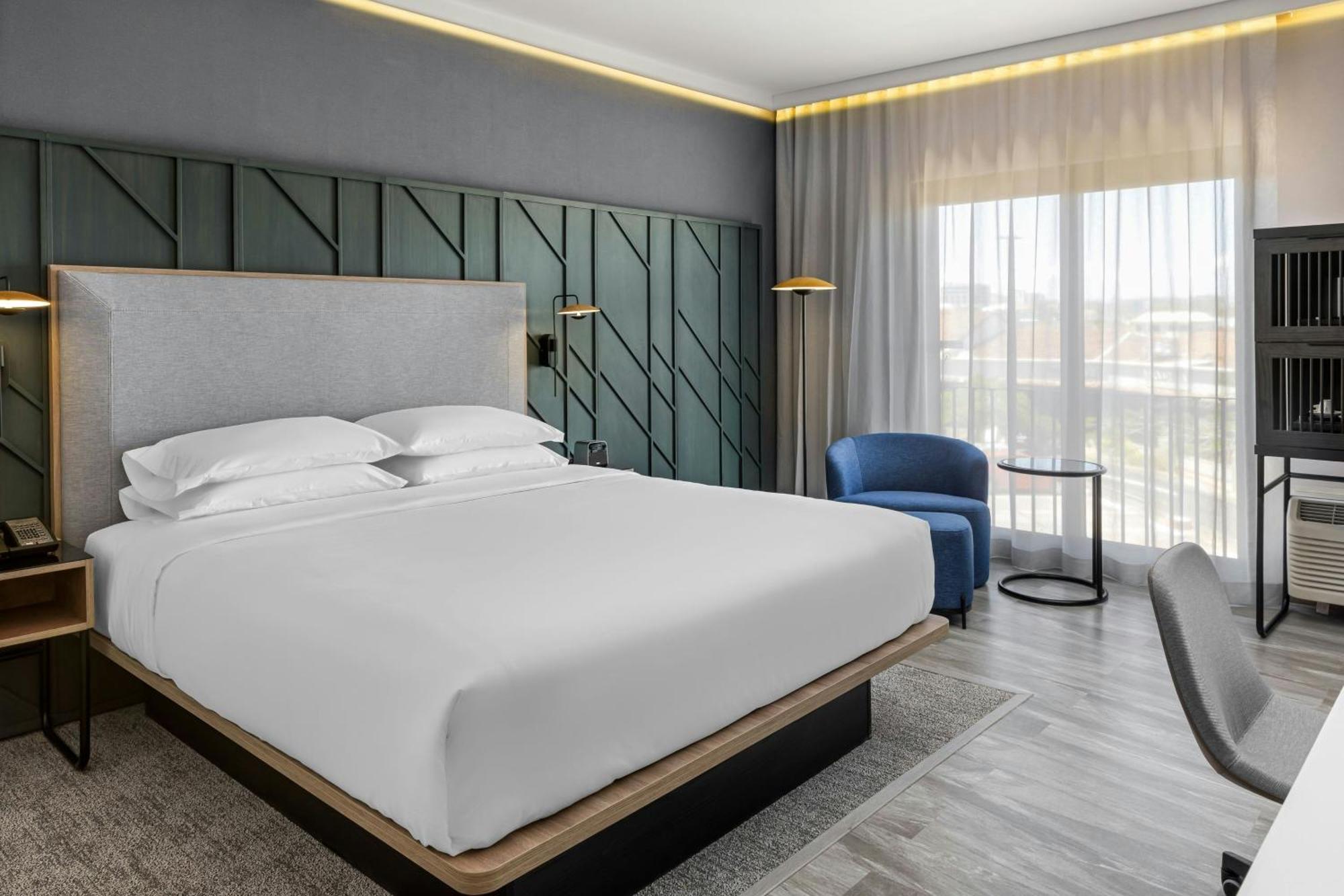 Отель Courtyard By Marriott San Jose Escazu Экстерьер фото