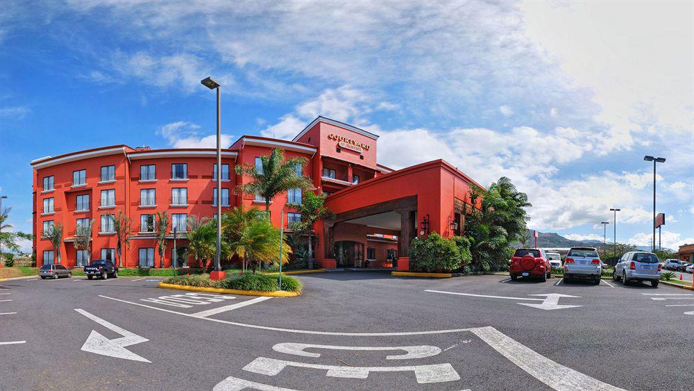 Отель Courtyard By Marriott San Jose Escazu Экстерьер фото